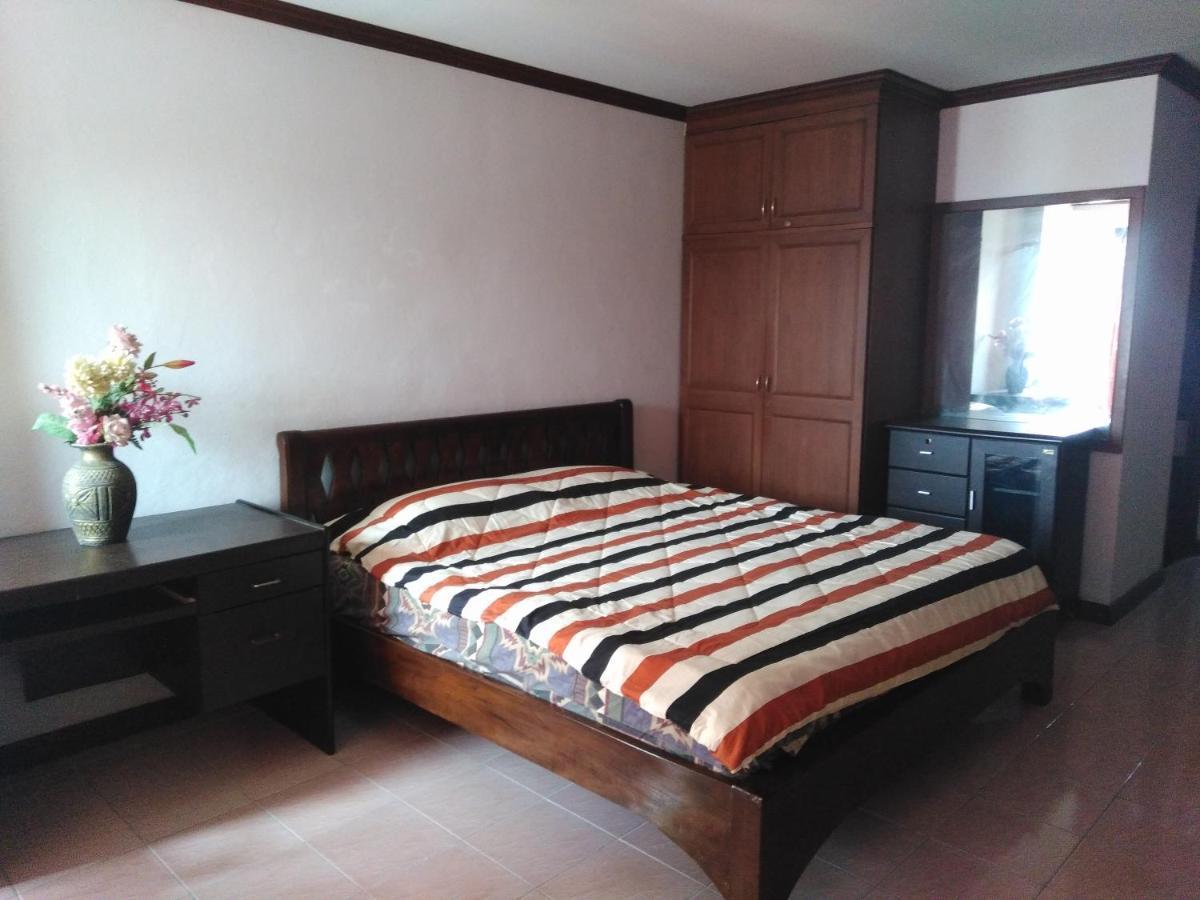 View Talay Condo #1 = Jomtien Call Me +66-8-68409-206 Pattaya Esterno foto