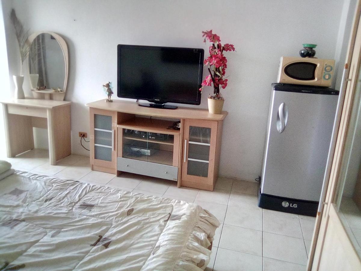 View Talay Condo #1 = Jomtien Call Me +66-8-68409-206 Pattaya Esterno foto